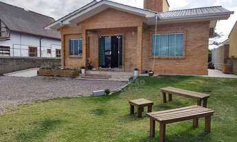 Imagem: Casa com 3 Dormitórios sendo 1 suíte vagas