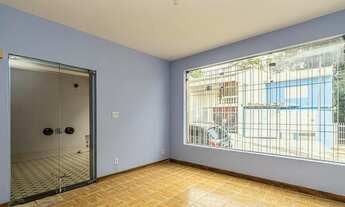 Imagem 2: Casa à venda com 139m², 3 quartos sendo 1 suite e 1 vaga