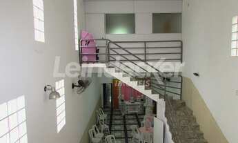 Imagem 4: Comercial industrial de 1 quarto para alugar no bairro Menino-Deus