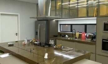 Imagem 4: Casa de condomínio para venda tem 409 metros quadrados com 4 quartos em Ponta Negra - Mana