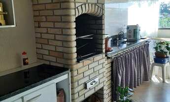 Imagem 7: Lindo Sobrado no Jardim Las Vegas com 06 Dorms e 02 vagas, são 03 casa no mesmo terreno