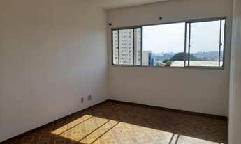 Imagem: 2 Dormitorios, Sendo 1 Com Armario, Cama