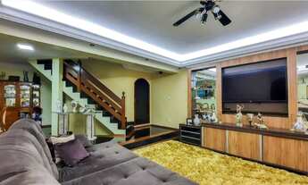 Imagem 4: Casa à venda com 260m², 3 dormitórios e 4 vagas