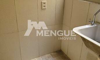 Imagem 7: Apartamento térreo com 2 dormitórios e 1 vaga de garagem, à venda no bairro Sarandi em Por