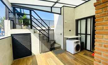 Imagem 6: Casa triplex com 3 dormitórios, 2 suítes, 4 banheiros, sala, churrasqueira e piscina