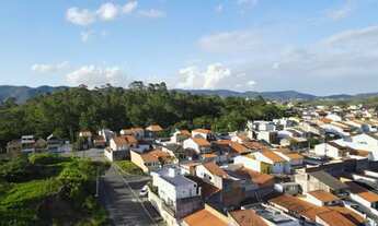 Imagem 5: Casa maravilhosa em Mogi das Cruzes, possui 157 m² total de área, sendo 200 m² de construç