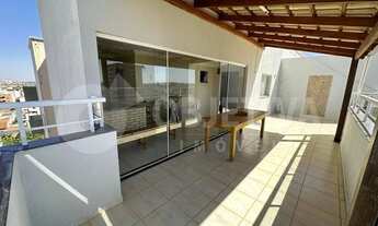 Imagem 2: Cobertura para aluguel, 5 quartos, 2 suítes, 2 vagas, SANTA MONICA - UBERLANDIA/MG