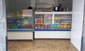 Imagem 2: Loja simples, no Bairro São Joaquim de 12m² com um lavabo