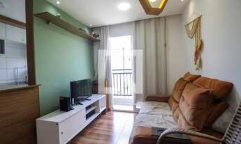 Imagem 2: Apartamento para Aluguel - Anil, 2 Quartos, 44 m2