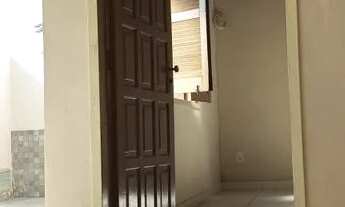 Imagem 2: Casa com 03 Quartos no Antares em Maceió-Alagoas, Banheiro Social, Salas de Estar e Jant