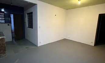 Imagem 2: Aluga-se Edicula com vaga na garagem Presidente Dutra