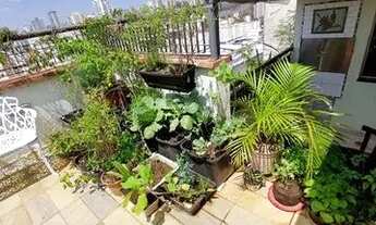 Imagem 5: Cobertura duplex para aluguel possui 140 metros quadrados com 4 quartos