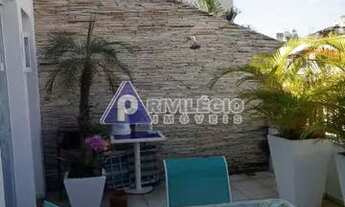 Imagem: Cobertura à venda, 2 quartos, 1 suíte