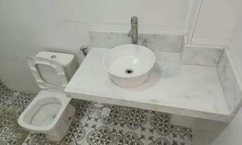 Imagem 7: Lindo Apto reformadíssimo,75 m2,vaga,2 qts(1 suíte),vista livre,sol manhã