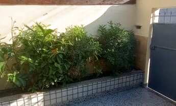 Imagem 2: Casa para aluguel com 217 metros quadrados com 3 quartos em Campo Grande - Rio de Janeiro