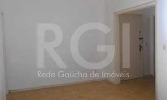 Imagem 5: Apartamento de 2 (dois) dormitórios na rua Santo Antônio, muito bem localizado, ficando a