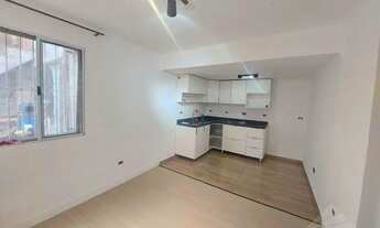 Imagem 2: Casa com 1 dormitório para alugar, 50 m² por R$ 1.000,00/mês - Vila Assis Brasil - Mauá/SP