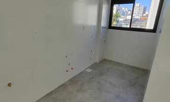 Imagem 5: Apartamento em Predio com arquitetura Neo Clássica no Bairro Pagani