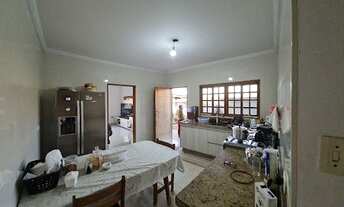 Imagem: Casa com 5 dormitórios à venda, 348 m²