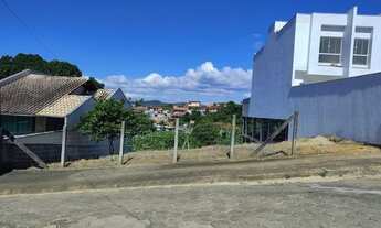 Imagem: Terreno residencial localizado no bairro