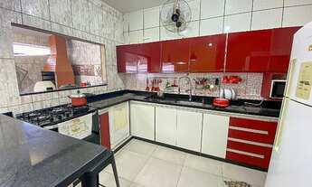 Imagem 4: Casa linda e espaçosa com 4 quartos