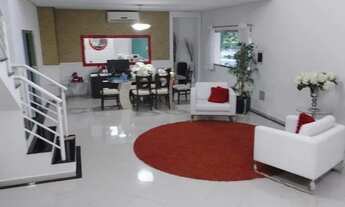 Imagem 11: Mansão em condomínio fechado com 4 suítes semi mobiliada na Ponta Negra