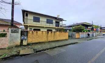 Imagem 2: Casa residencial com 3 quartos para alugar por R$ 1600.00, 82.32 m2 - ESPINHEIROS - JOINVI