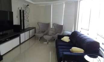 Imagem 2: Sobrado para Venda - 470m², 3 dormitórios, sendo 2 suites, 4 vagas - Santo Antonio