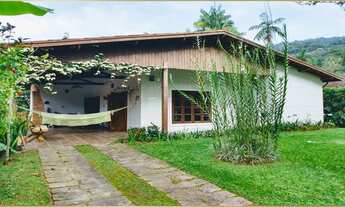 Imagem 2: Casa para venda tem 200 metros quadrados com 4 quartos em Praia do Lazaro - Ubatuba - SP
