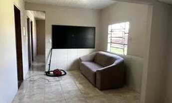 Imagem 6: Casa ampla sozinha no terreno