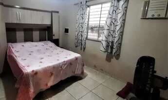 Imagem 6: Casa com terraço, garagens, junto a praça Guilherme da Silveira