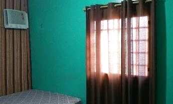 Imagem 2: Casa para venda possui 86 metros quadrados com 2 quartos em Centro - Simões Filho - BA