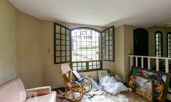 Imagem 2: Casa à Venda - Santa Tereza , 3 Quartos, 350 m2