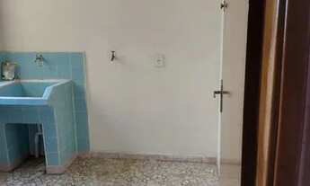 Imagem 2: Aluga-se apto grande com 74m* util