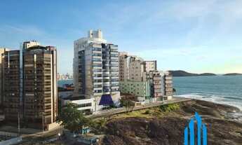 Imagem 2: Edifício Praia das Virtudes apartamento de 3 quartos a venda frente para o mar na Praia da