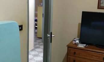 Imagem 7: Vendo casa. 2 quantos, sala, cozinha, 2 WC, área de serviço e garagem cobertas