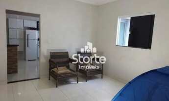 Imagem 5: Casa estilo sobrado com 4 dormitórios à venda, 225m² por R$ 650.000 - Jardim Europa - Uber