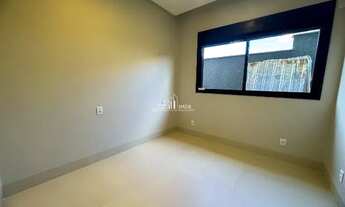 Imagem 6: Casa Térrea com 3 suítes plenas no Jardins Parma, acabamento de altíssimo padrão