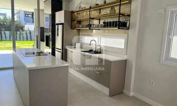 Imagem 4: Casa com 4 quartos em condomínio no Campeche