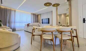 Imagem 5: 4 suítes, mobiliado e equipado na Barra Norte, próximo à Roda Gigante