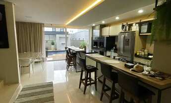 Imagem 6: Casa mobiliada no Condomínio Caledônia com 4 dormitórios sendo 3 suítes e 4 vagas em Cambo