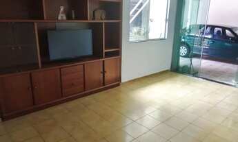 Imagem 2: Alugo casa 5 quartos no Parque das Laranjeiras em Goiania