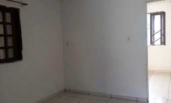 Imagem 2: Aluguel kitinet Quarto com aluguel por R$900 /mês