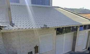 Imagem 4: Vende-se casa espetacular com 3 pavimentos em aldeia de Perocão-Guarapari