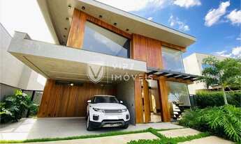 Imagem: Casa de Condomínio à venda, 4 quartos