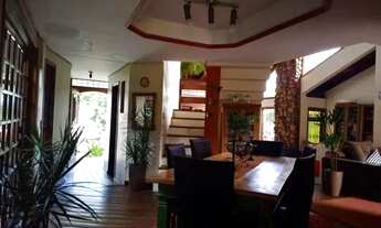 Imagem 3: IMOBILIÁRIA SCHOTKIS VENDE ELEGANTE RESIDÊNCIA, LOCALIZAÇÃO PRIVILEGIADA, JUNTO AOS SHOPPI