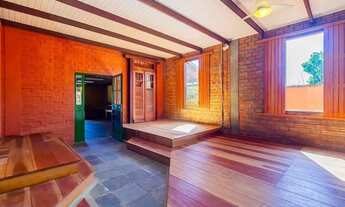 Imagem 4: Casa de 3 dormitórios, no Bairro Ponta Grossa - Porto Alegre