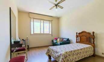 Imagem 5: Casa com 4 dorms, 1 suite e 8 vagas saúde