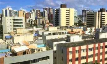 Imagem 2: Apartamento para venda tem 23 metros quadrados com 10 quartos em Costa Azul - Salvador - B