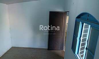 Imagem 3: Colônia à venda, 3 quartos, 3 vagas, Martins - Uberlândia/MG